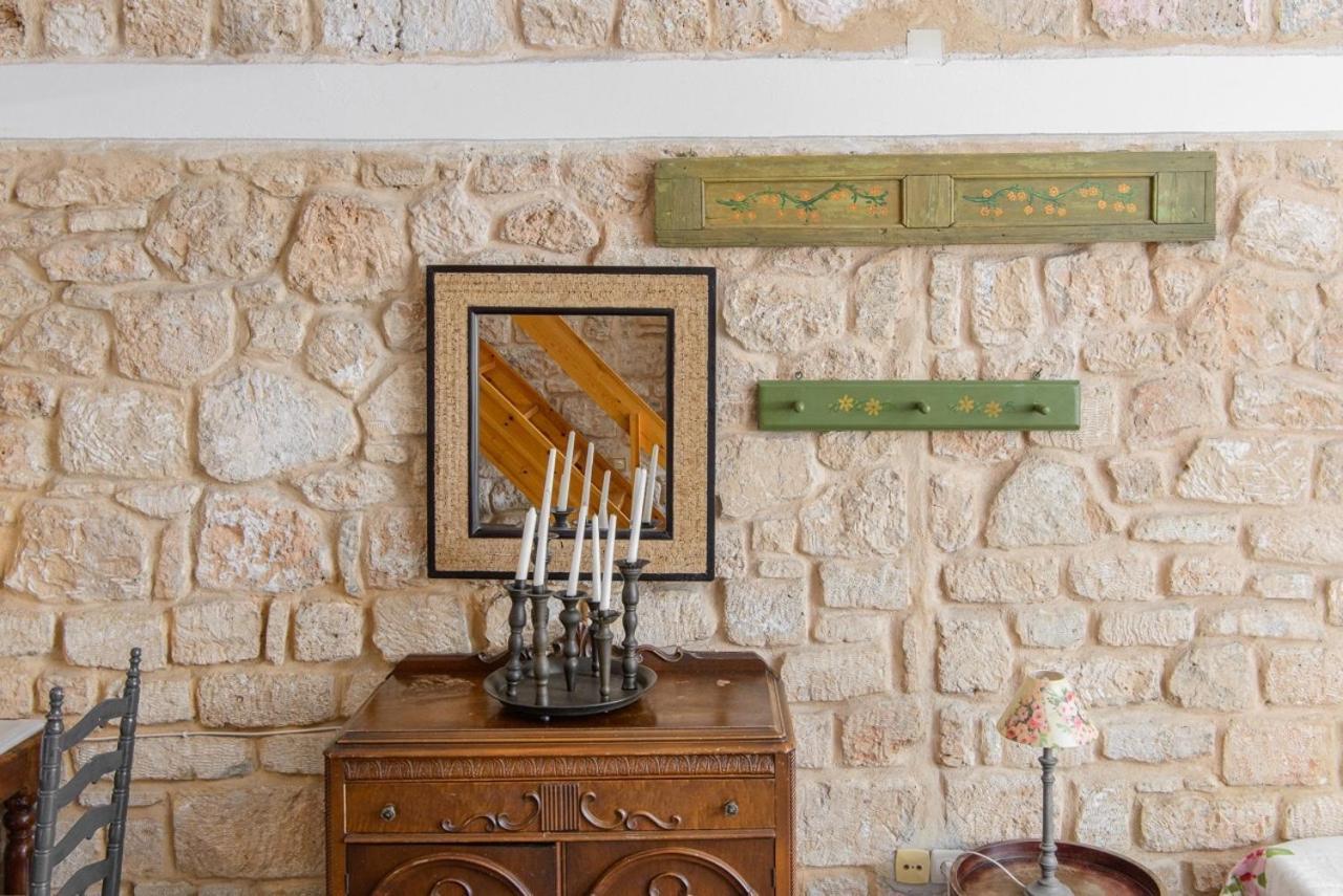 The Stone House Apartment Aegina Exterior foto